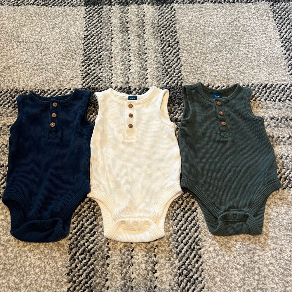 Bundle of 3 old navy henley tank onesies - Picture 1 of 7